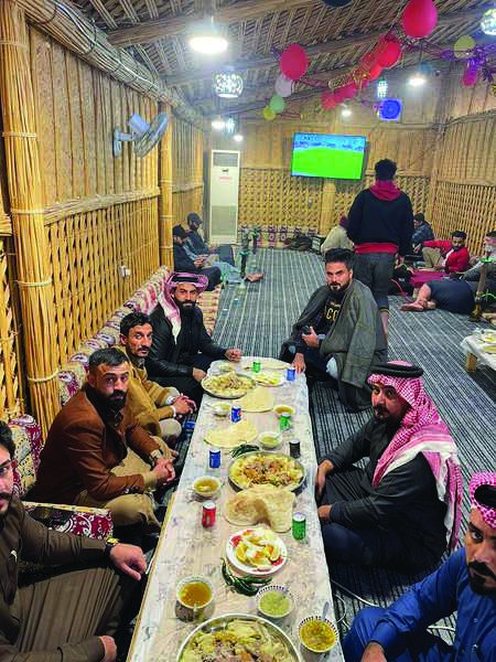 "معقولة أهل البصرة ميفتحوا بيتهم من روحلهم خطار" .. العبارة الأشهر في خليجي 25