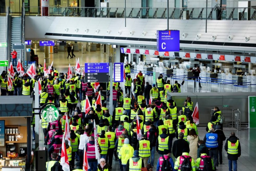 ألمانيا مهددة بـ"صيف فوضوي" .. إضرابات تشل حركة الطيران بإلغاء 2340 رحلة