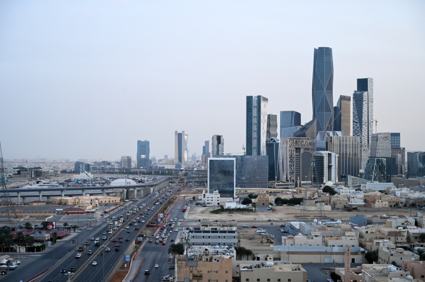 التجارة الخارجية السعودية تتجاوز تريليوني ريال في 2022 .. والفائض يقفز 80 %