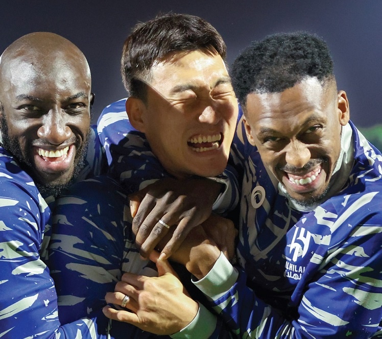 الهلال يستعيد كويلار وكاريلو