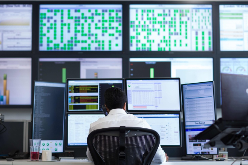 تراجع الأسهم الأوروبية متأثرة بهبوط أسعار المعادن 
