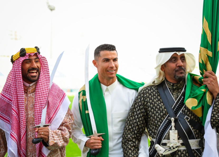 رونالدو يشارك في احتفالات يوم التأسيس