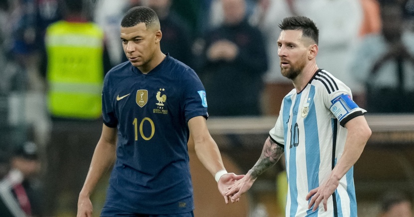 ميسي : لا توجد أي مشكلة مع مبابي بسبب كأس العالم