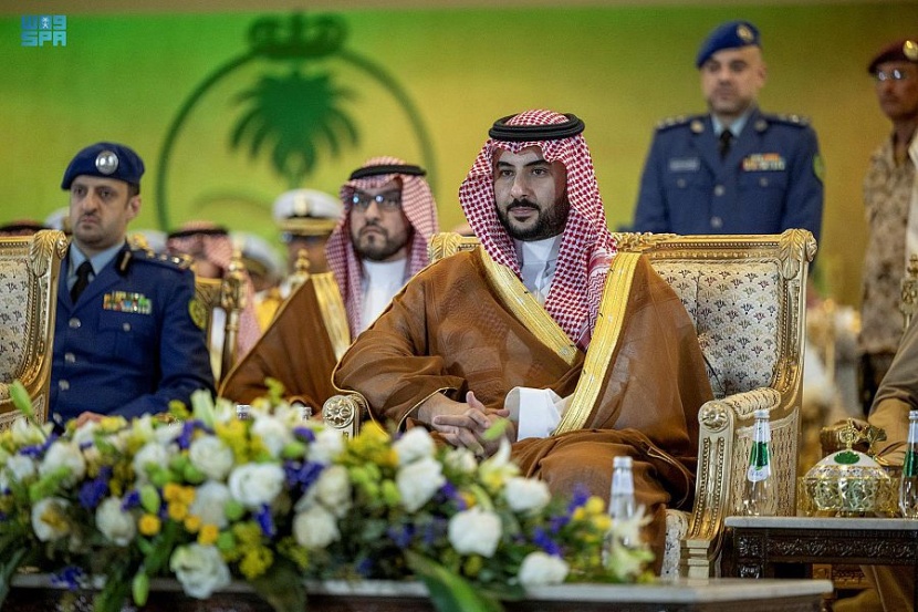 وزير الدفاع يرعى حفل تخريج الدفعة (36) من طلبة كلية الملك فهد البحرية