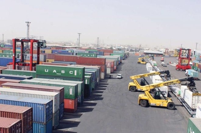 توقيع اتفاقية لتشغيل منطقة الإيداع وإعادة التصدير بالميناء الجاف في الرياض