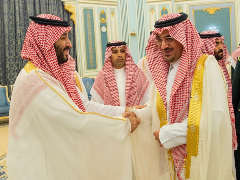 ولي العهد يستقبل المهنئين بشهر رمضان المبارك