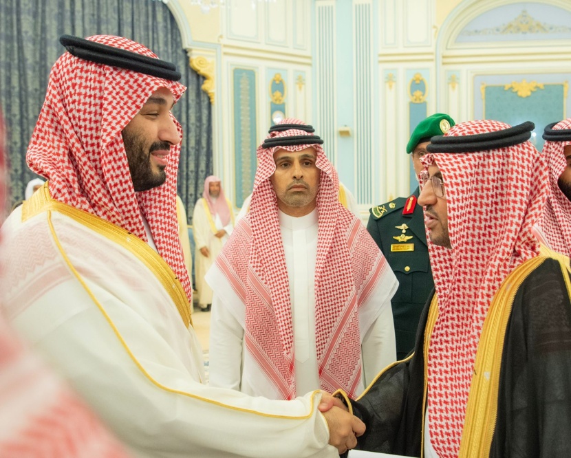 ولي العهد يستقبل المهنئين بشهر رمضان المبارك