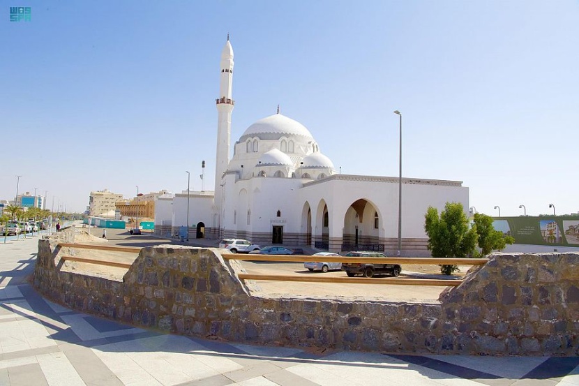 "الجمعة".. أول مسجد صلى فيه المصطفى بعد هجرته