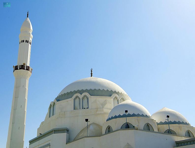 "الجمعة".. أول مسجد صلى فيه المصطفى بعد هجرته