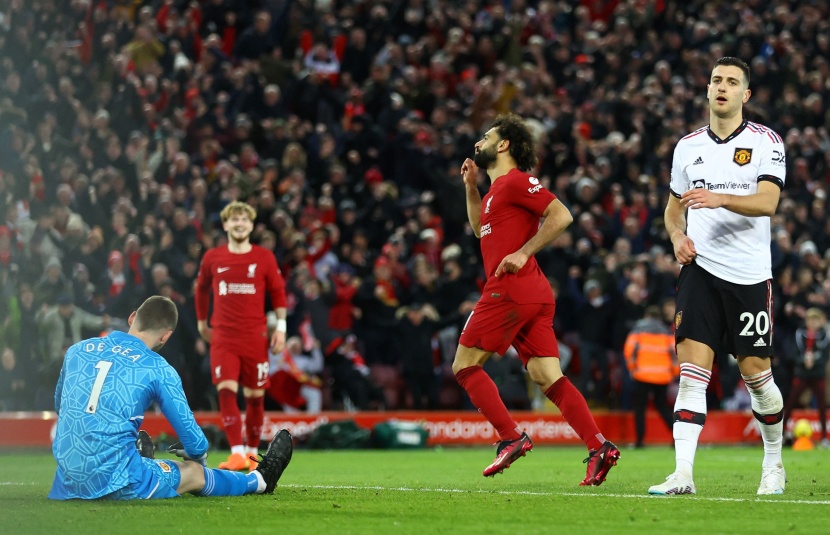 ليفربول يسحق مانشستر يونايتد بسباعية .. وصلاح الهداف التاريخي للنادي