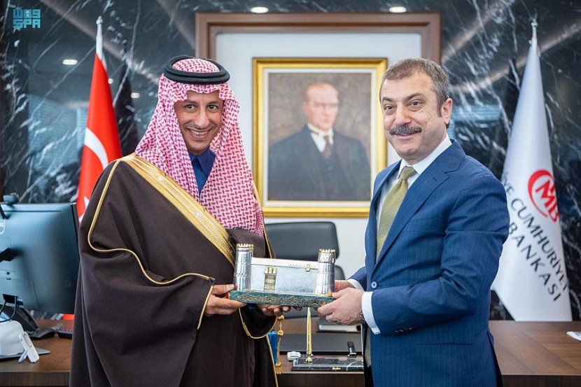 السعودية تقدم 5 مليارات دولار وديعة في البنك المركزي التركي  