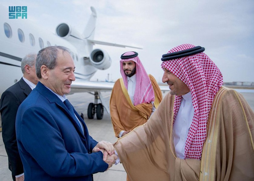 وزير خارجية سورية يصل إلى السعودية لبحث عودة اللاجئين السوريين إلى وطنهم