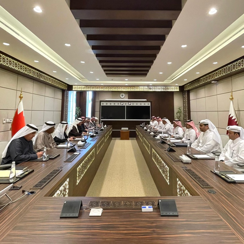 في اجتماع بالرياض.. إعلان عودة العلاقات الدبلوماسية بين قطر والبحرين