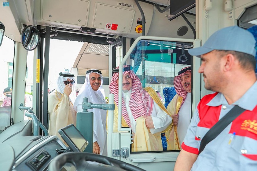 تدشين مشروع النقل العام بالحافلات في الدمام والقطيف .. و 3.45 ريال تكلفة الرحلة