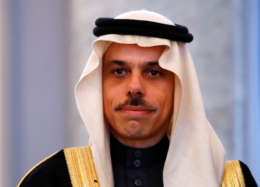  وزير الخارجية ونظيره الإيراني يناقشان الخطوات المقبلة في ضوء الاتفاق الأخير 