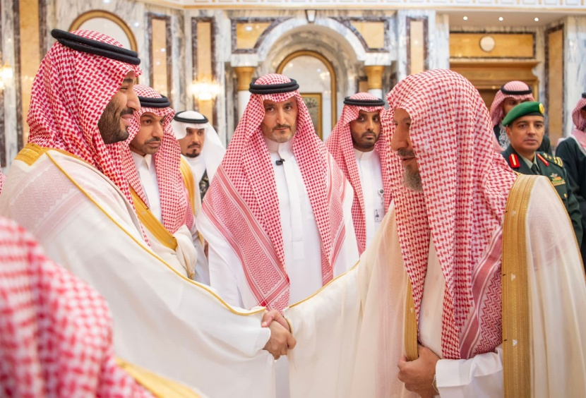 ولي العهد يستقبل الأمراء والعلماء وكبار المسؤولين بمناسبة عيد الفطر