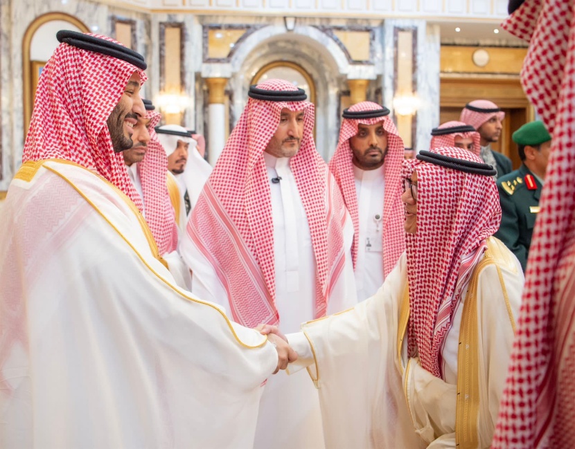 ولي العهد يستقبل الأمراء والعلماء وكبار المسؤولين بمناسبة عيد الفطر