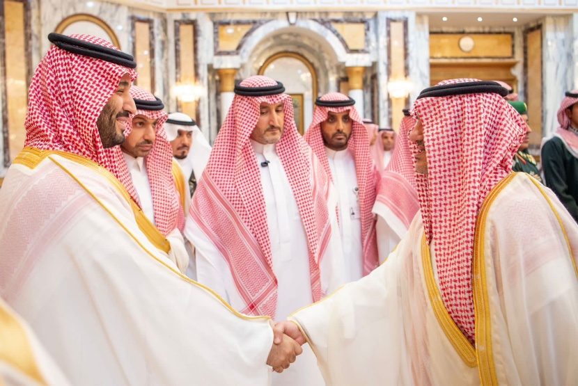 ولي العهد يستقبل الأمراء والعلماء وكبار المسؤولين بمناسبة عيد الفطر