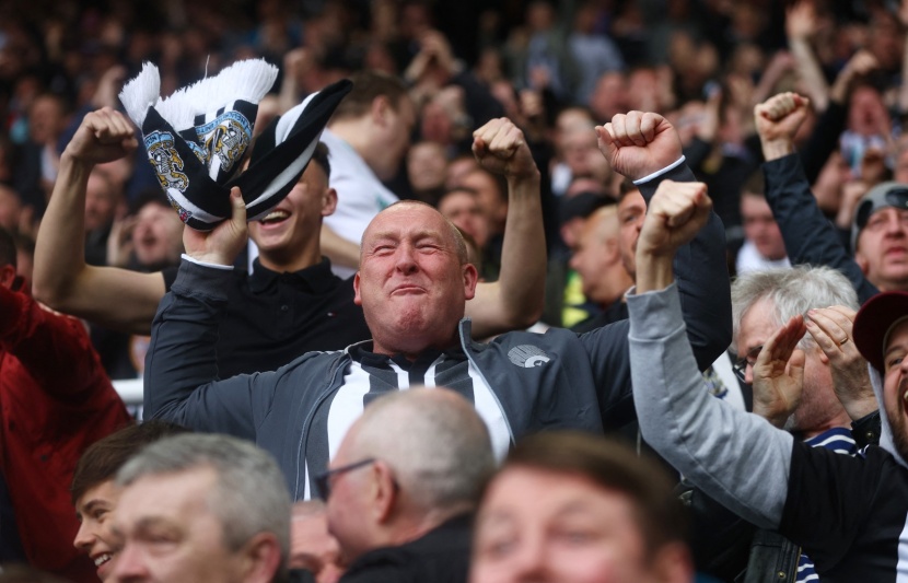 نيوكاسل يلقن توتنهام درسا قاسيا ويسحقه 6-1