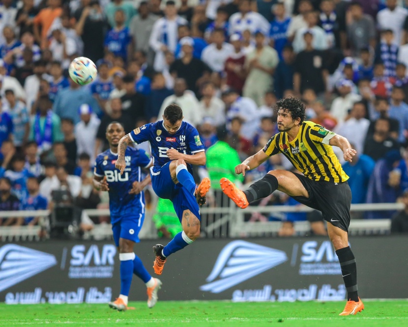 هدف حجازي العكسي يصعد بالهلال إلى نهائي كأس الملك على حساب الاتحاد