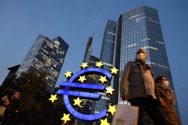 المركزي الأوروبي: الوقت غير مناسب لوقف ارتفاع أسعار الفائدة