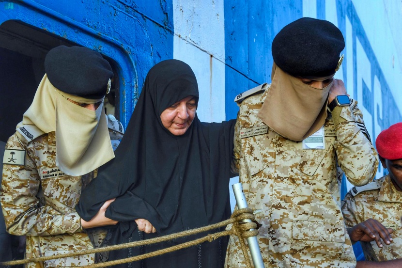بالشغف والإتقان .. السعودية تعطي دروسا في الإغاثة والإجلاء
