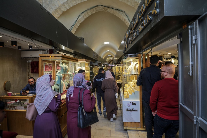 رغم ارتفاع الأسعار .. أسواق الذهب في غزة تنتعش