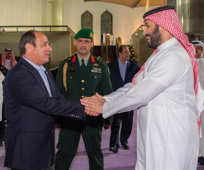 الرئيس المصري يغادر ⁧‫جدة‬⁩ وولي العهد‬⁩ في مقدمة مودعيه