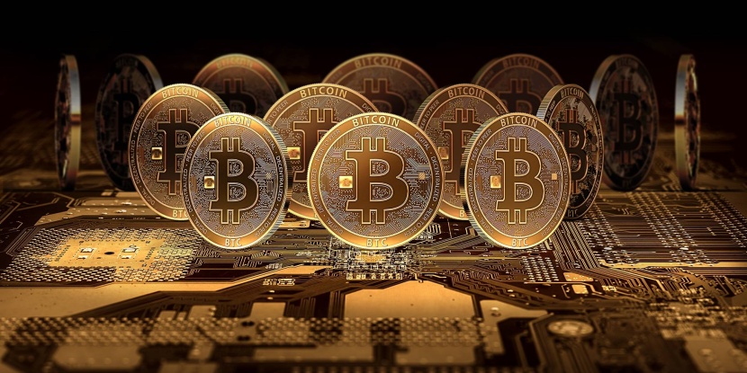 الغموض يكتنف مستقبل العملات المشفرة .. هل بيتكوين مشروع احتيالي أم استثمار مبتكر؟