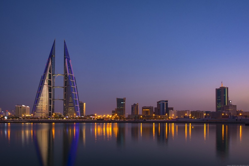 البحرين تستقطب طلبا على صكوك وسندات بأكثر من 7.8 مليار دولار