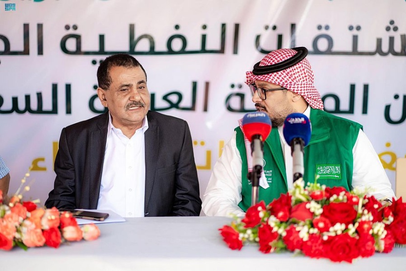 وصول الدفعة الرابعة من منحة المشتقات النفطية السعودية إلى محافظة عدن