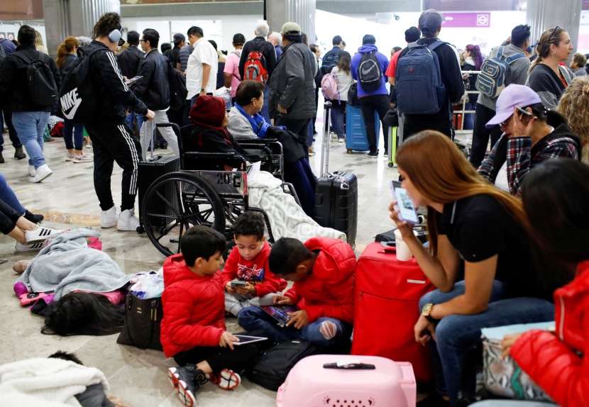 إغلاق مطار مكسيكو لساعات جراء بركان بوبوكاتيبيتل