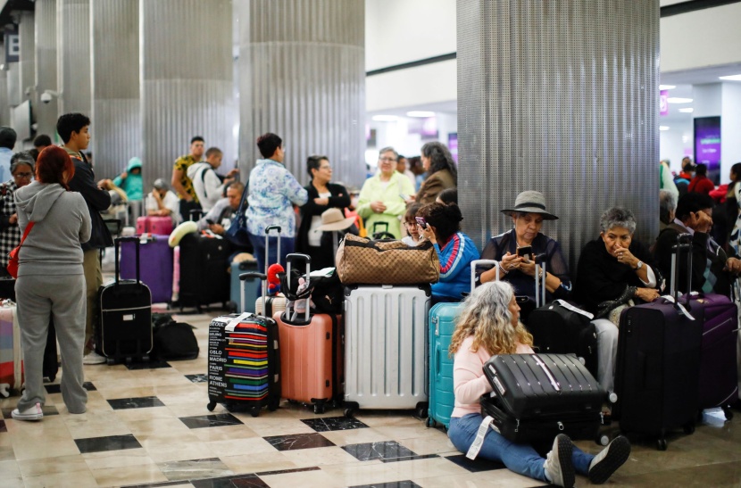 إغلاق مطار مكسيكو لساعات جراء بركان بوبوكاتيبيتل