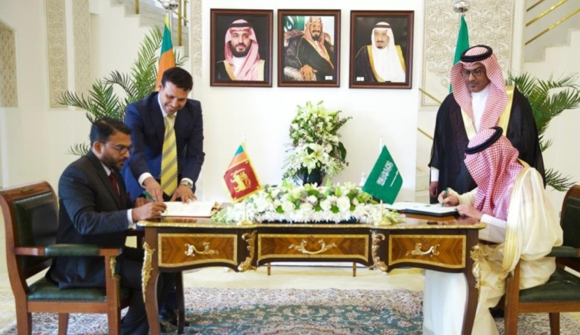 نائب وزير الخارجية يستقبل وزير الدولة للشؤون الخارجية في سريلانكا