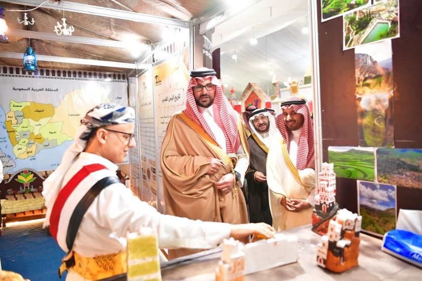 الأمير سعود بن خالد الفيصل يدشن مهرجان الثقافات والشعوب في الجامعة الإسلامية