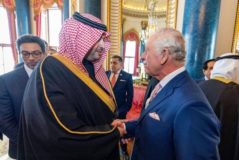 نيابة عن الملك .. تركي بن محمد يشارك في تتويج تشارلز الثالث