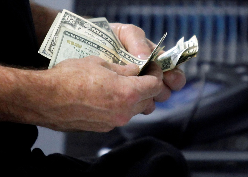 الاكتتاب في السندات الثلاثية الأمريكية أعلى من المتوسط .. بلغت 40 مليار دولار