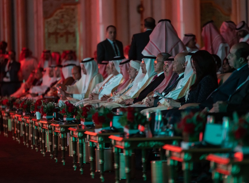 برعاية ولي العهد .. انطلاق مؤتمر رجال الأعمال العرب والصينيين 