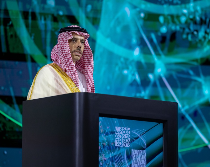 برعاية ولي العهد .. انطلاق مؤتمر رجال الأعمال العرب والصينيين 