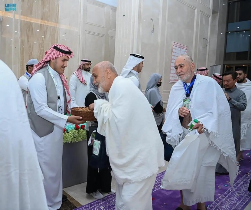 وصول أول فوجين من حجاج روسيا وأوزبكستان إلى مكة المكرمة