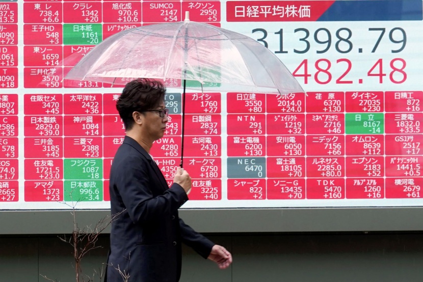 الأسهم اليابانية تغلق عند أعلى مستوى في 32 عاما 