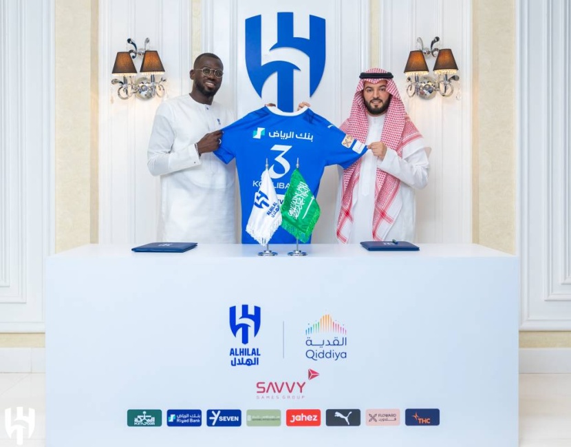بعد نيفيز .. الهلال يوقع مع كوليبالي