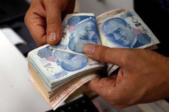 الليرة التركية تلامس قاعا غير مسبوق عند 26.10 للدولار