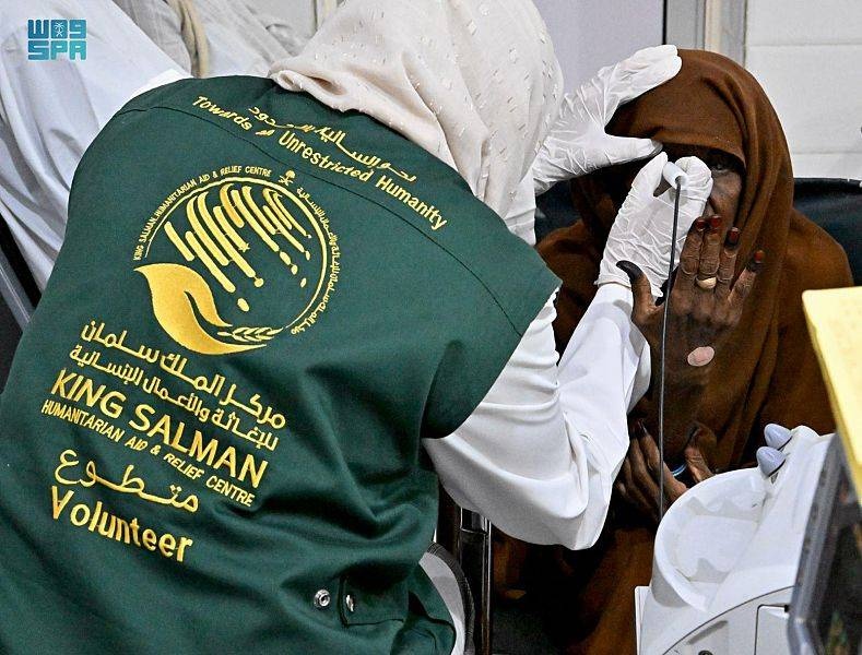 نور السعودية .. إجراء 16 عملية جراحة عيون في السودان