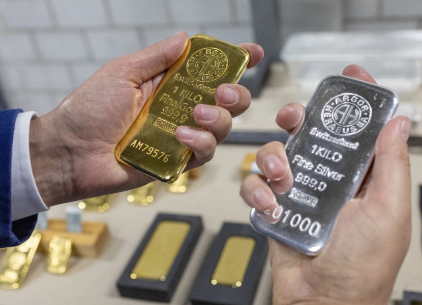  أسعار الذهب ترتفع إلى أعلى مستوى لها في شهر 