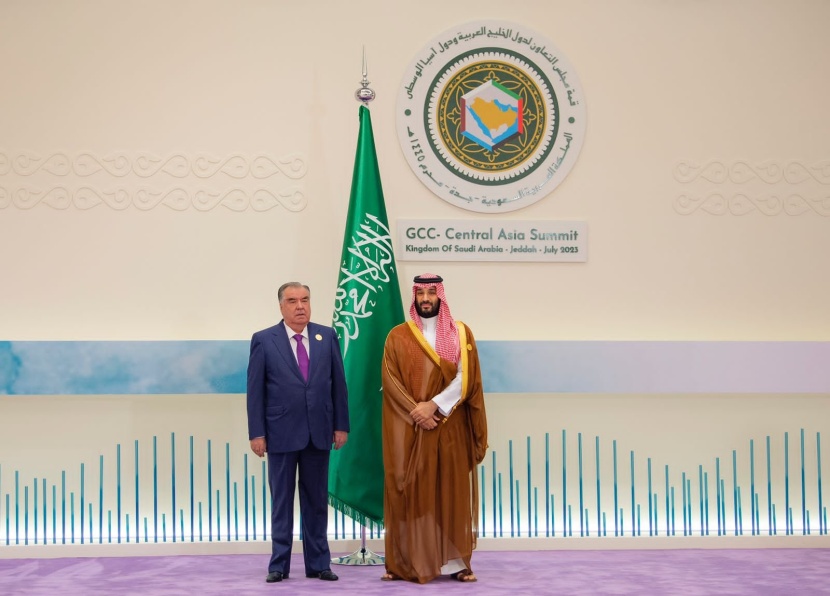 ولي العهد: ضرورة مواجهة كل ما يؤثر في أمن الطاقة وسلاسل الإمدادات الغذائية