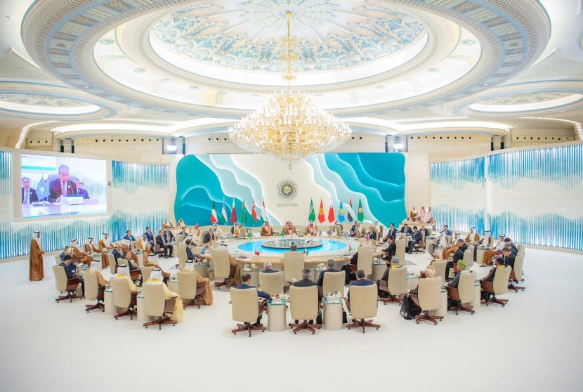 ولي العهد: ضرورة مواجهة كل ما يؤثر في أمن الطاقة وسلاسل الإمدادات الغذائية