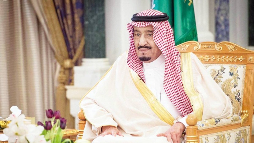 منصور بن متعب ينقل تعازي القيادة لرئيس الإمارات في وفاة سعيد بن زايد