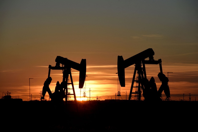 النفط يرتفع 2 % مع تقييم السوق تأثير خفض الإنتاج على الاقتصاد