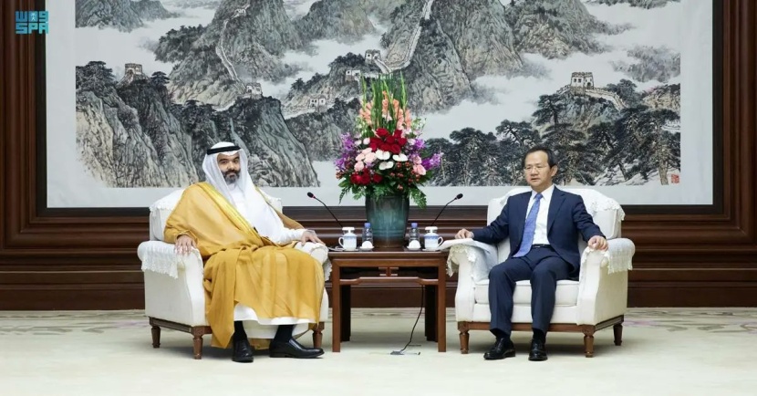 السواحه يبحث مع المسؤولين الصينيين تسهيل دخول الشركات السعودية إلى أسواق بكين